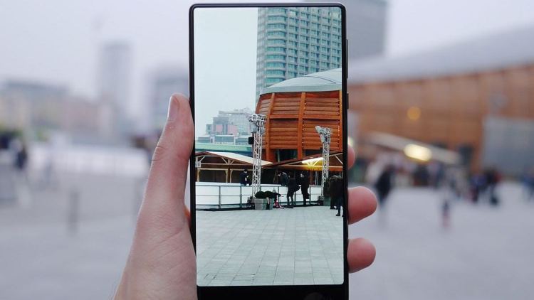 Xiaomi показа кутията на Mi MIX 2
