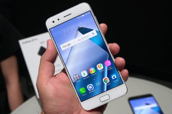 Asus-Zenfone-V-0 Анонс на Asus Zenfone V: добре балансиран класически смартфон