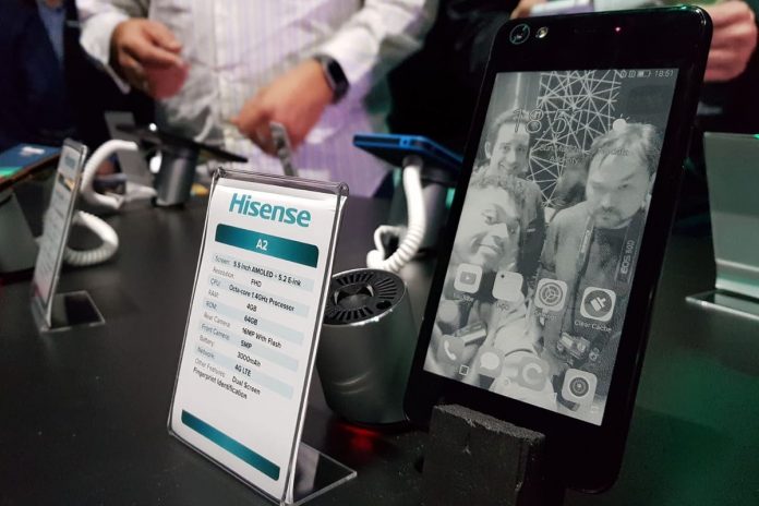 Hisense-A2-Pro-1 IFA 2017: Анонс на смартфона с два екрана Hisense A2 Pro
