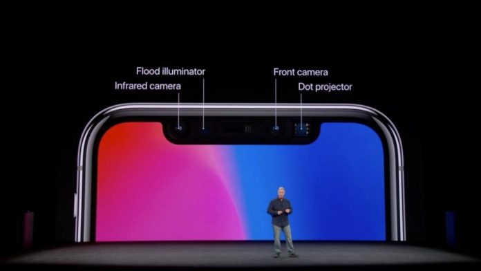 Apple обясни, защо на презентацията на iPhone X не се задейства лицевият скенер