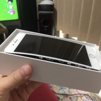 Продължават да се издуват батериите на iPhone 8 и iPhone 8 Plus