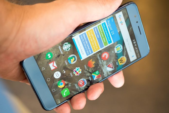 EMUI-8.0-Android-8.0-Oreo-Update-Download Смартфоните на Huawei се обновяват до EMUI 8.0