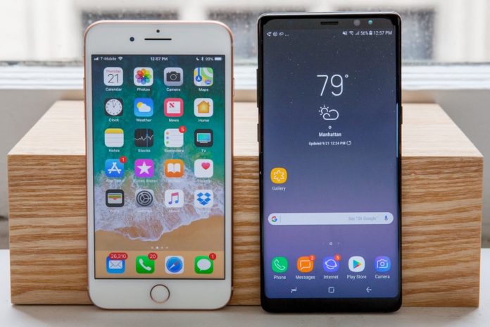Galaxy-Note-8-iPhone-8-3 Защо тази година цените на флагманите станаха толкова високи