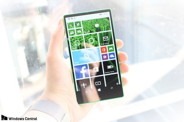 Microsoft първи е създал революционният безрамков смартфон