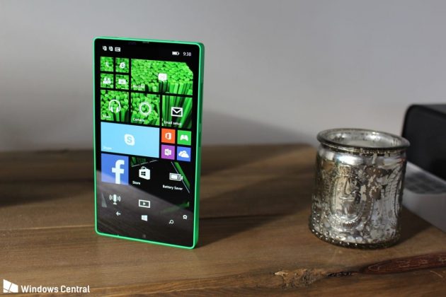 Microsoft първи е създал революционният безрамков смартфон