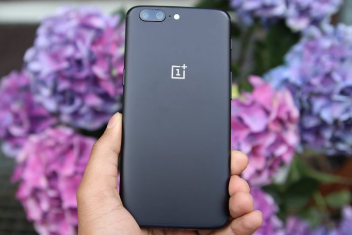 Реални снимки на работещ OnePlus 5T
