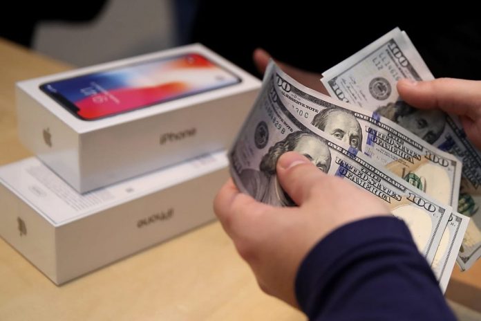Apple-iPhone-X-Back-6 Експерти говорят за моментално разреждащата се батерия в iPhone