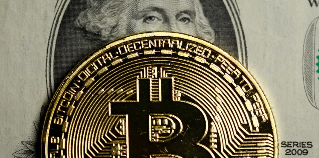Bb Bloomberg: „Биткойнът се превръща в нова антикризисна валута“