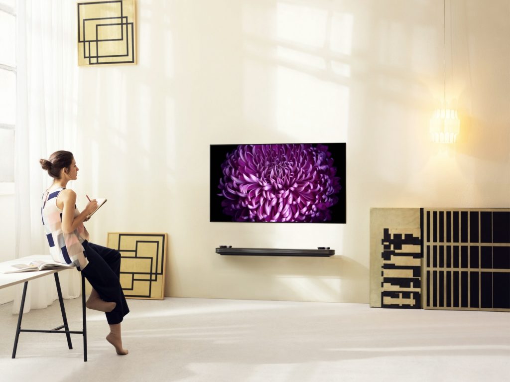 LG празнува световният ден на телевизията като най-предпочитана марка телевизори в България