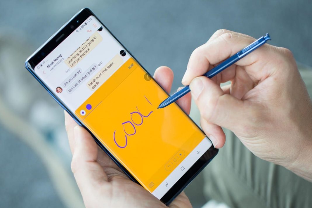 Microsoft-Store-Samsung-Galaxy-Note-8-131 Microsoft започна продажбите на Samsung Galaxy Note 8 във своите фирмени магазини