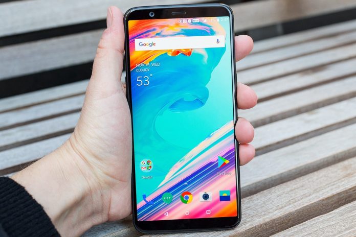 OnePlus-5T-2-5 Top-10 на най-популярните смартфони към края на месец ноември