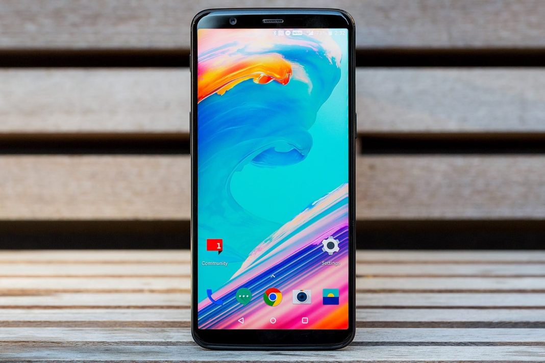 OnePlus-5T-42 Гигантски опашки за закупуването на OnePlus 5T