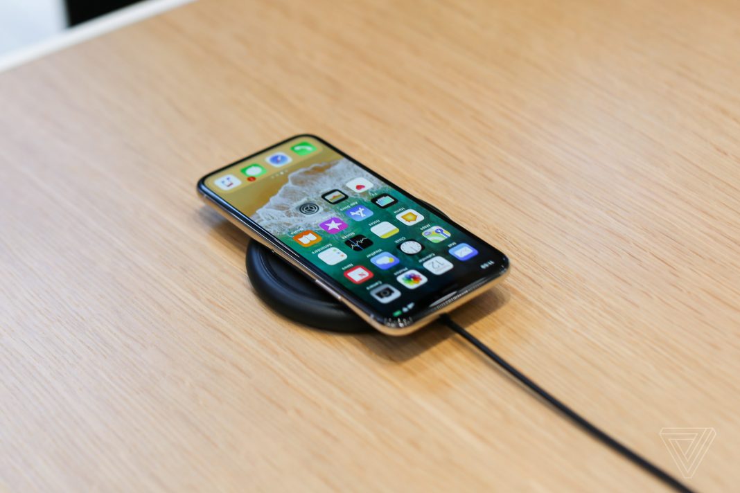 anons Apple призна за лошите условия на работещите по iPhone X в Китай
