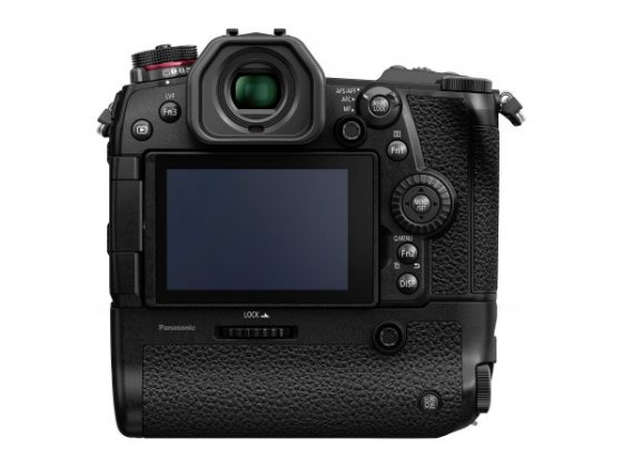 Представен е безогледалният фотоапарат Panasonic Lumix DC-G9