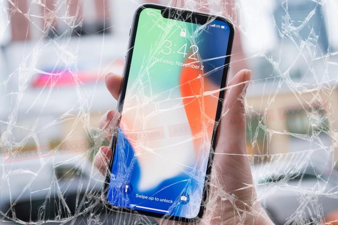 iPhone-X-Winter-6 Apple оправи основния недостатък на iPhone X