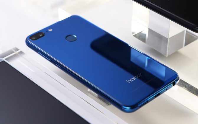 Официален анонс на смартфона Honor 9 Lite с Kirin 659, четири камери и цена 0