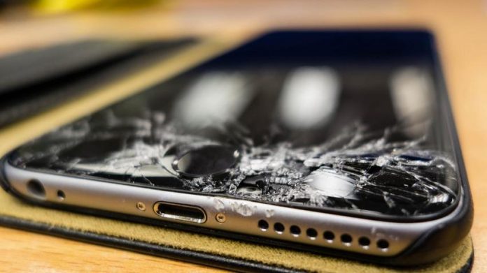 Ai1 Принудителното забавяне на старите iPhone дава шансове на закона за правото на ремонт