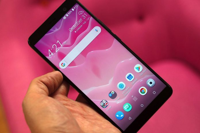 HTC-U12-65 Флагманът HTC U12 с Android 8.1 Oreo ще има изненадващи характеристики