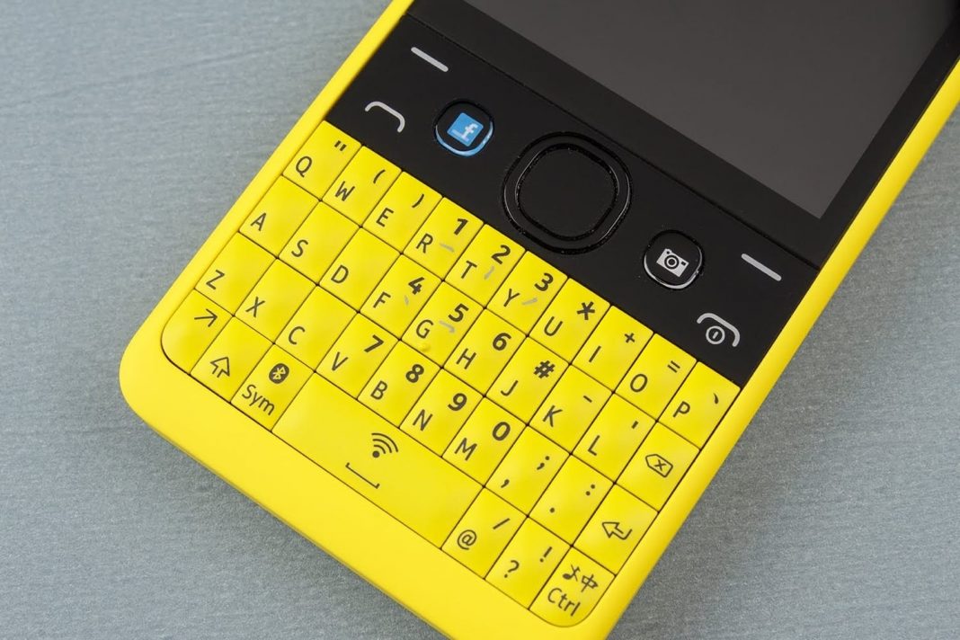 Nokia-Asha-210-TA-1047-KaiOS-7 Nokia работи върху смартфон с хардуерна клавиатура