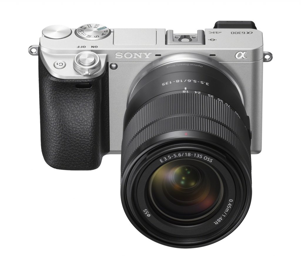 Sony представи 18-135мм F3.5-5.6 OSS обектив с E-байонет