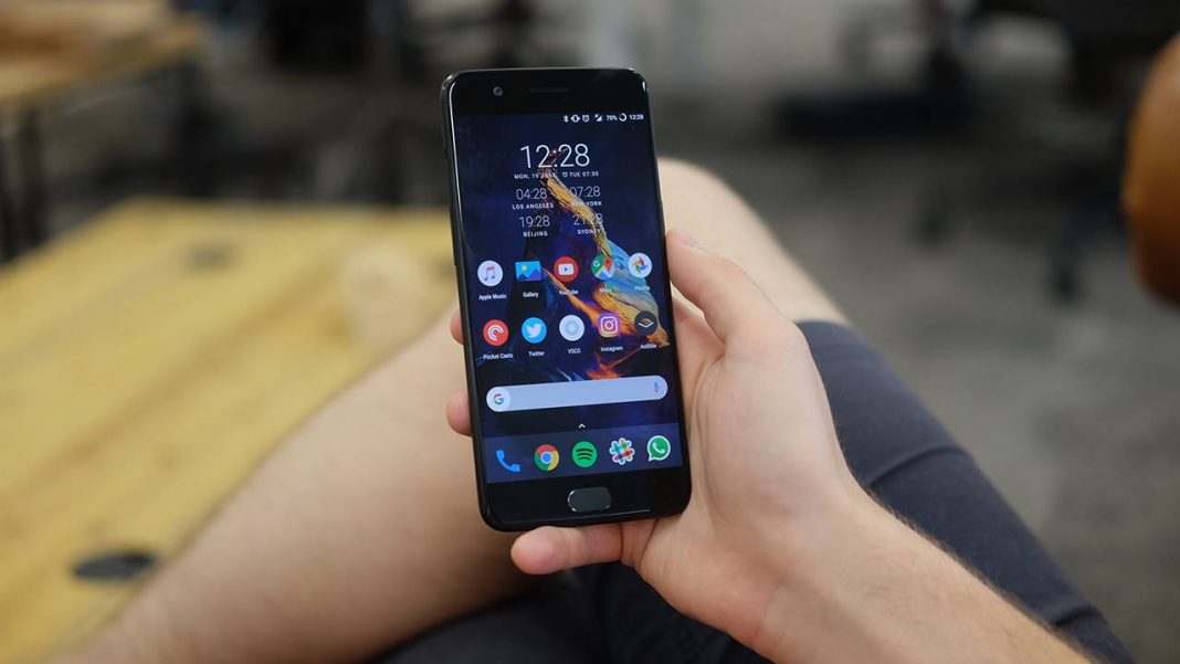anons Все по-вероятно е Sony да ползва OLED екрани за флагманите си