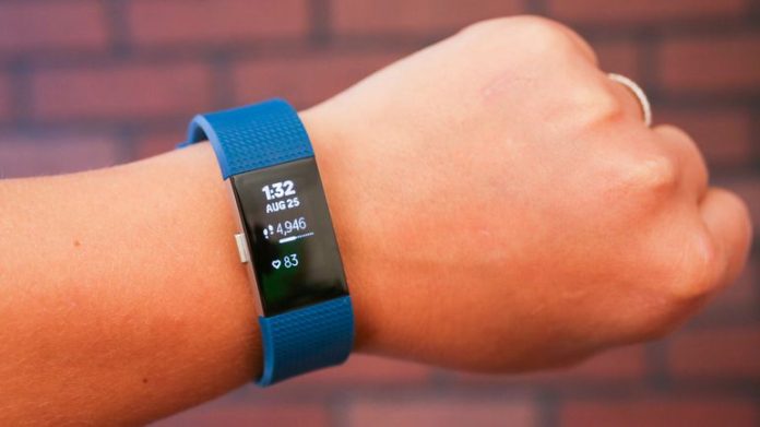 fitbit-charge-2-04 Fitbit търси развитие с инвестиция в стартъп