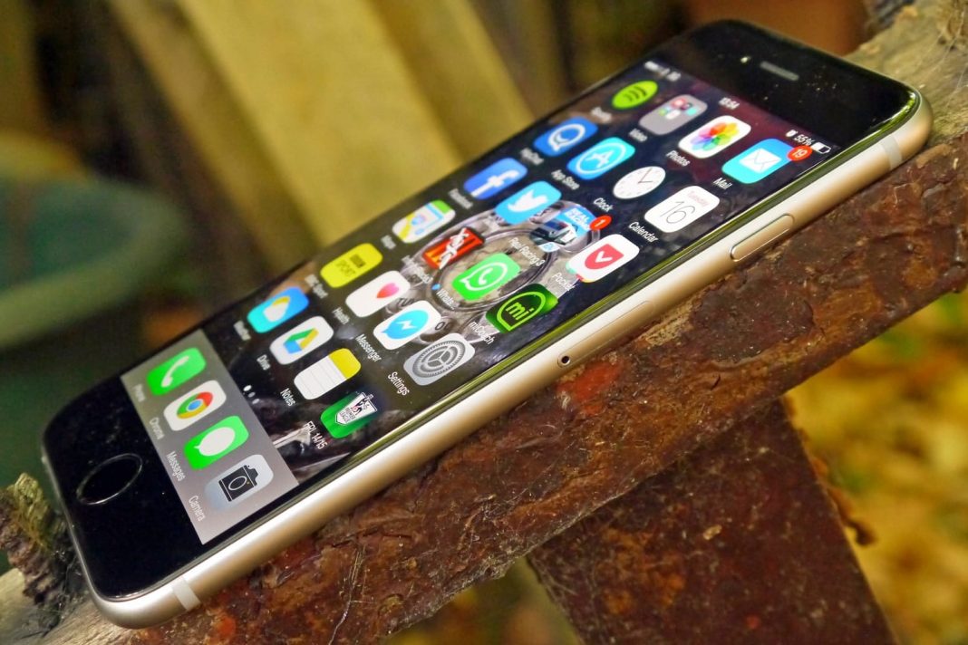 Apple още веднъж нанесе удар в гърба на притежателите на iPhone
