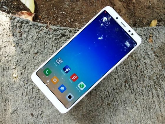Няколко снимки на смартфона Xiaomi Redmi Note 5 Pro с двойна камера и безрамков екран