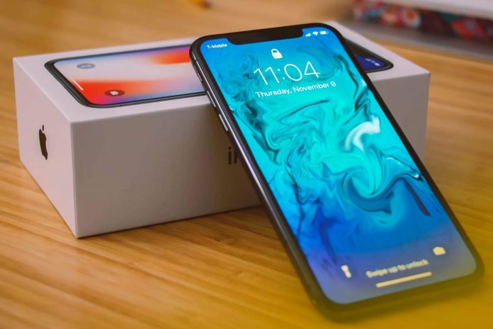 Apple постигна намаляване на цените на OLED-дисплеите