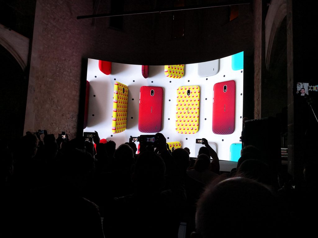 Nokia показа пет нови телефона ден преди MWC