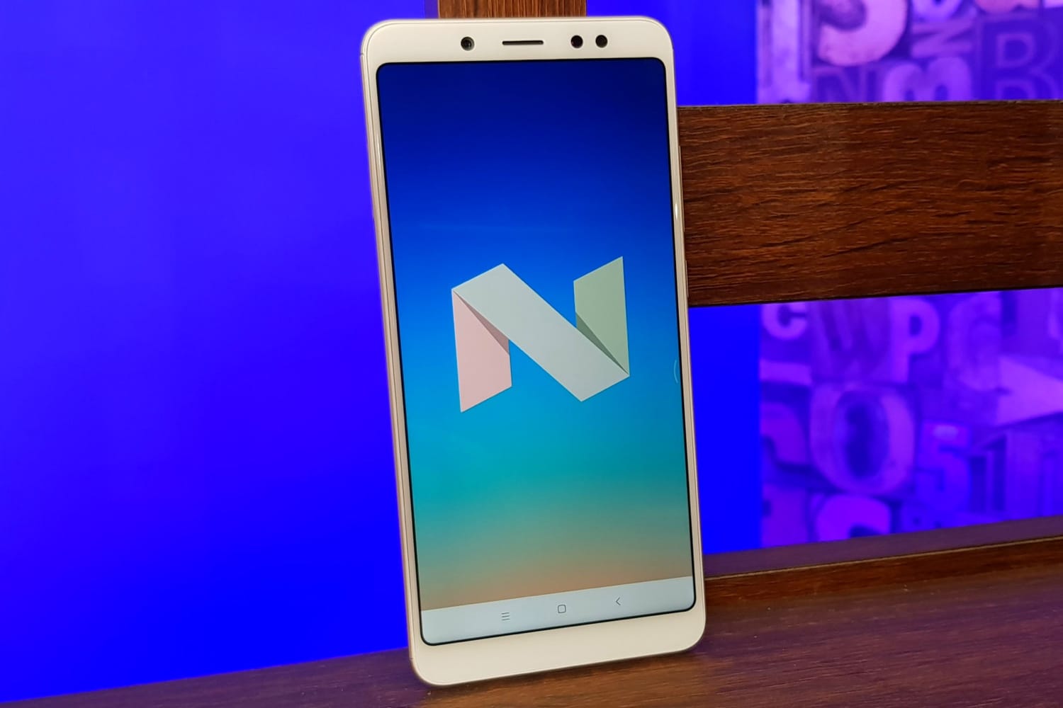 Xiaomi Redmi Note 5 Pro получи новия MIUI 9 с поддръжката на Face Unlock
