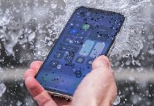 Apple създаде нов Lightning кабел, който не се страхува от водата