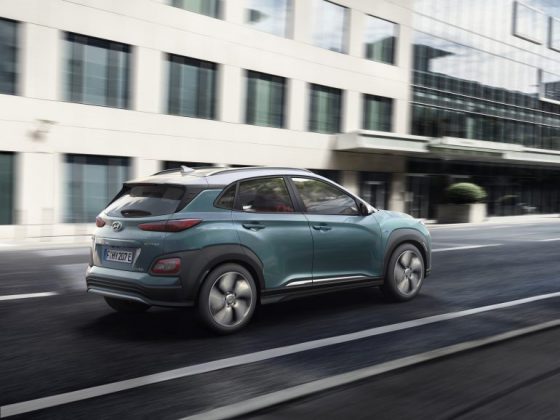 „Илън, ти си на ход“ – така Hyundai рекламира новия си електромобил Kona Electric