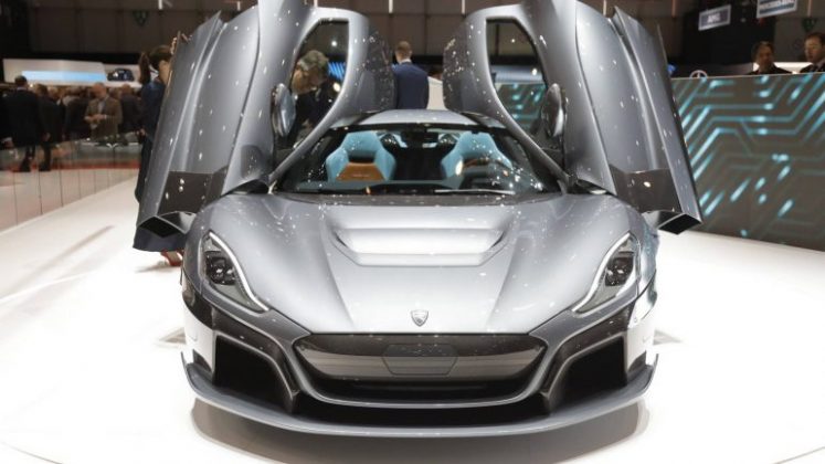 Всичките 150 електромобила Rimac C_Two с цена по 