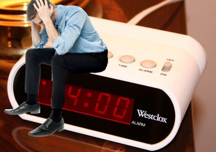 Digital-clock-alarm В 25 европейски държави часовниците в битовите уреди започнаха да изостават