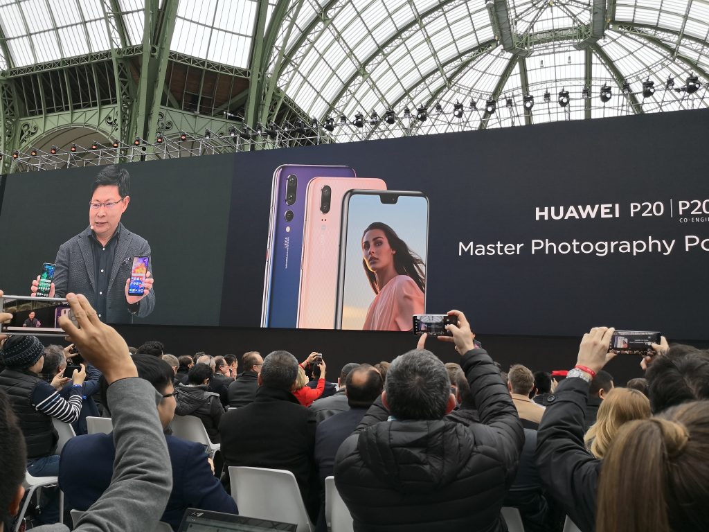 Huawei представи „родените от светлината“ P20 и P20 Pro (видео)