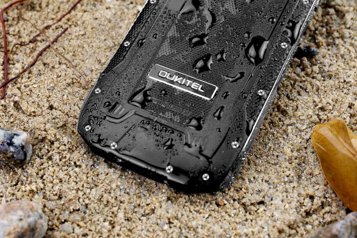 OUKITEL WP5000-2 14 теста на OUKITEL WP5000: смартфонът снима и отговаря на обажданията и под вода