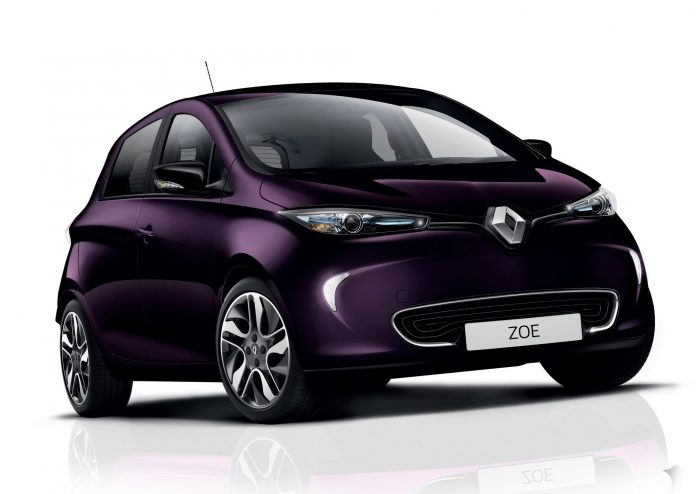 2018 - Renault ZOE Анонс на обновения Renault Zoe (2018) с по-мощен електродвигател и 400 км пробег