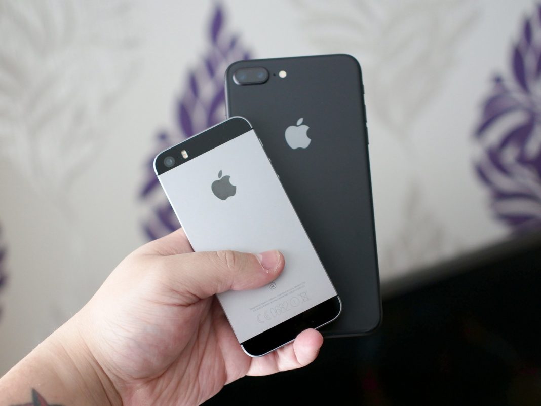 anons Apple забавя телефона ви, за да може да правите снимки на любимия човек