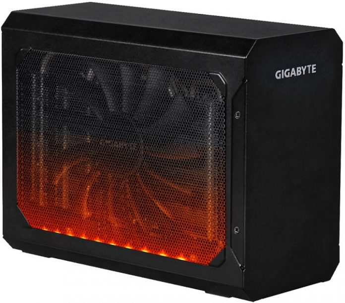 gigabyte-aorus-rx-580-gaming-box-2 Gigabyte представи док станцията Aorus RX 580 Gaming Box