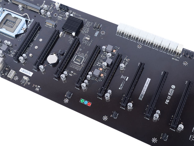 SUPoX B250A-BTC D+: дънна платка за добив на криптовалута