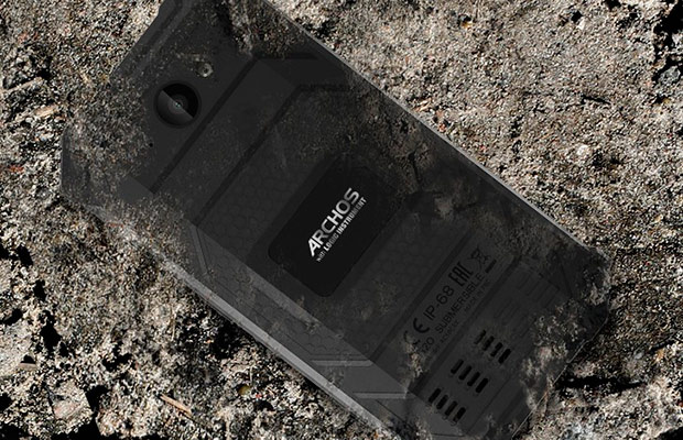 Archos представи защитения смартфон Saphir 50X