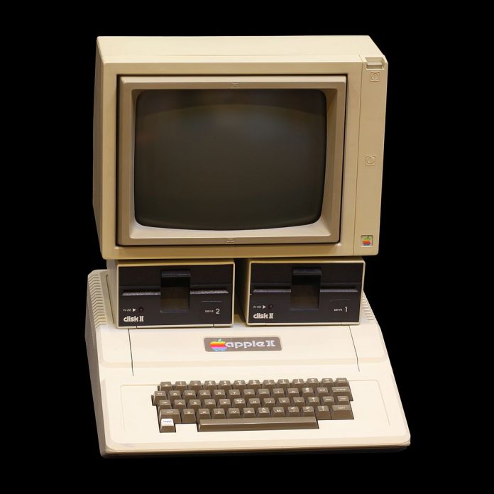 Apple II История на операционните системи на Apple: от System Monitor до Apple CP/M (първа част)