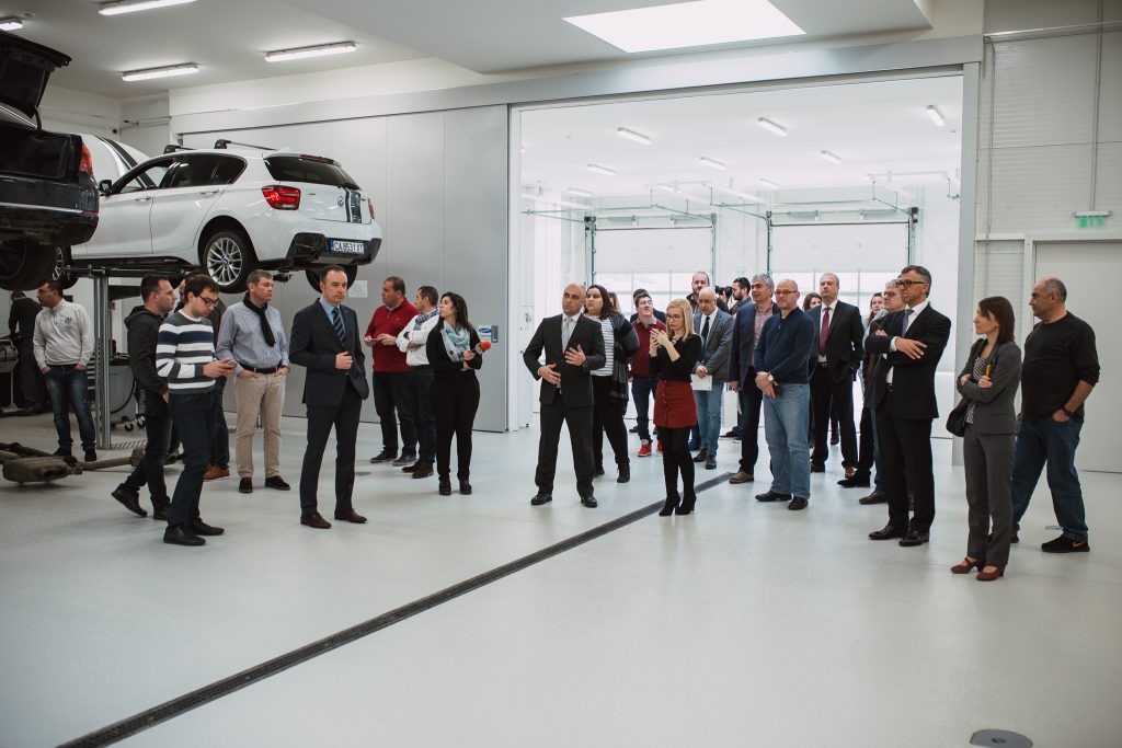„М Кар София“ – новият дом на BMW в България и Македония