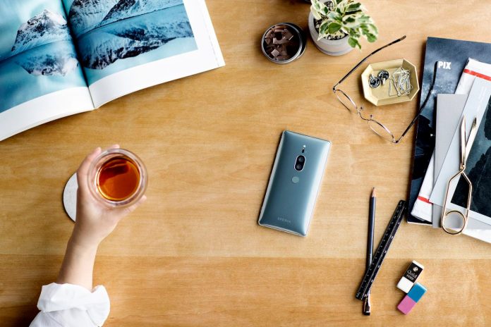 Sony неочаквано анонсира суперфлагмана с двойна камера Xperia XZ2 Premium