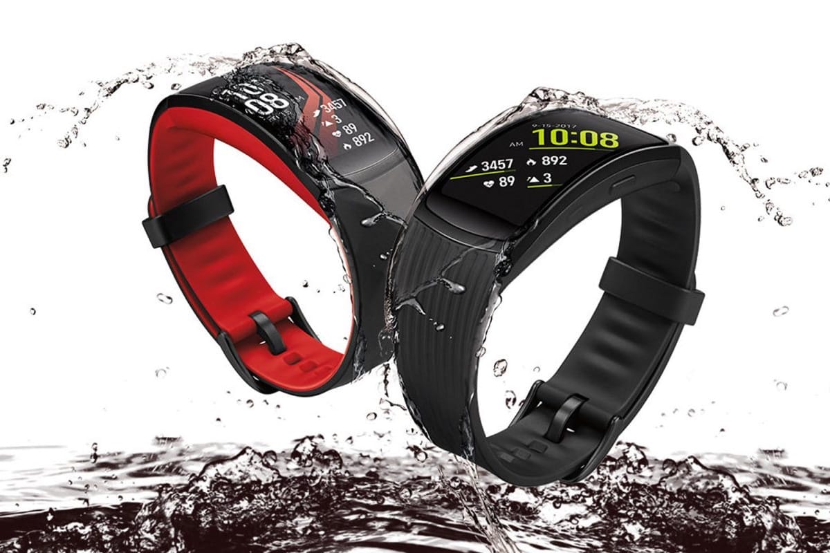 Започнаха продажбите на фитнес гривната Xiaomi Mi Band 3 със зареждане от слънцето
