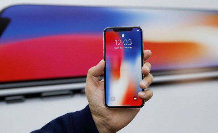 iphone-x-1.740w_derived Парадокс: iPhone X се оказа по-малко популярен от iPhone 8 Plus