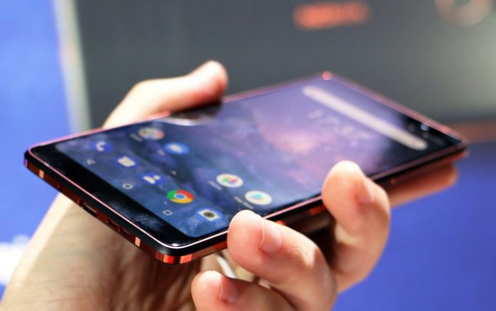 nokia-7-plus-hands-on-03 Nokia обяви възраждането на знаковата линия смартфони Nokia N