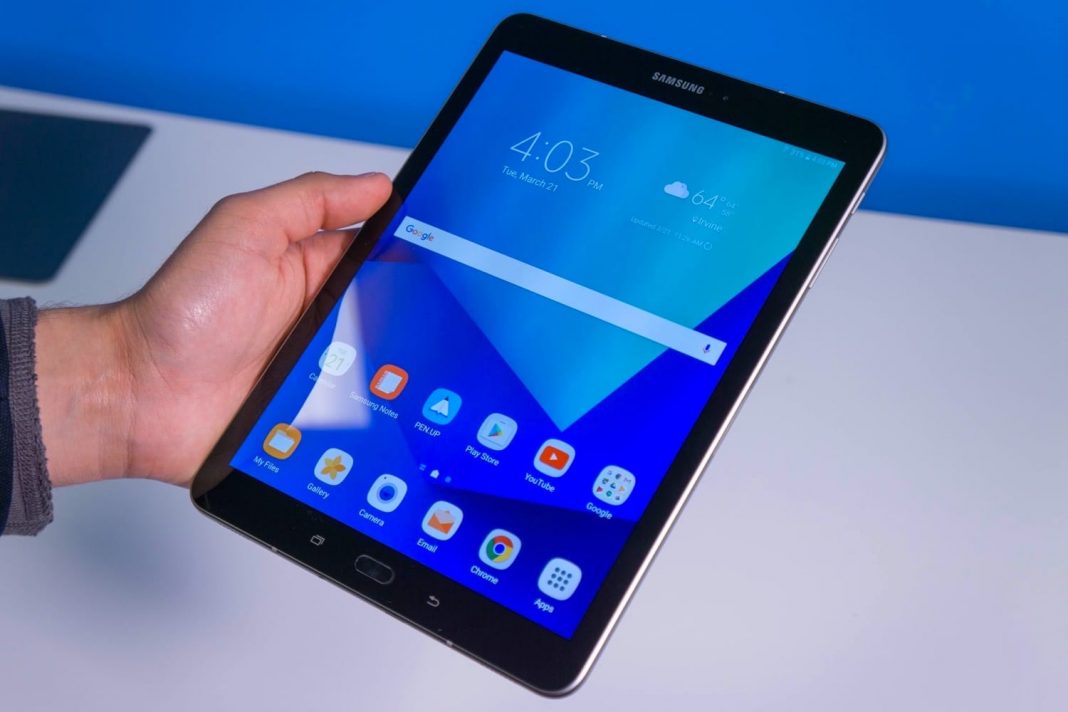 Таблетът Galaxy Tab S4 на базата на Android Oreo скоро ще постъпи в продажба