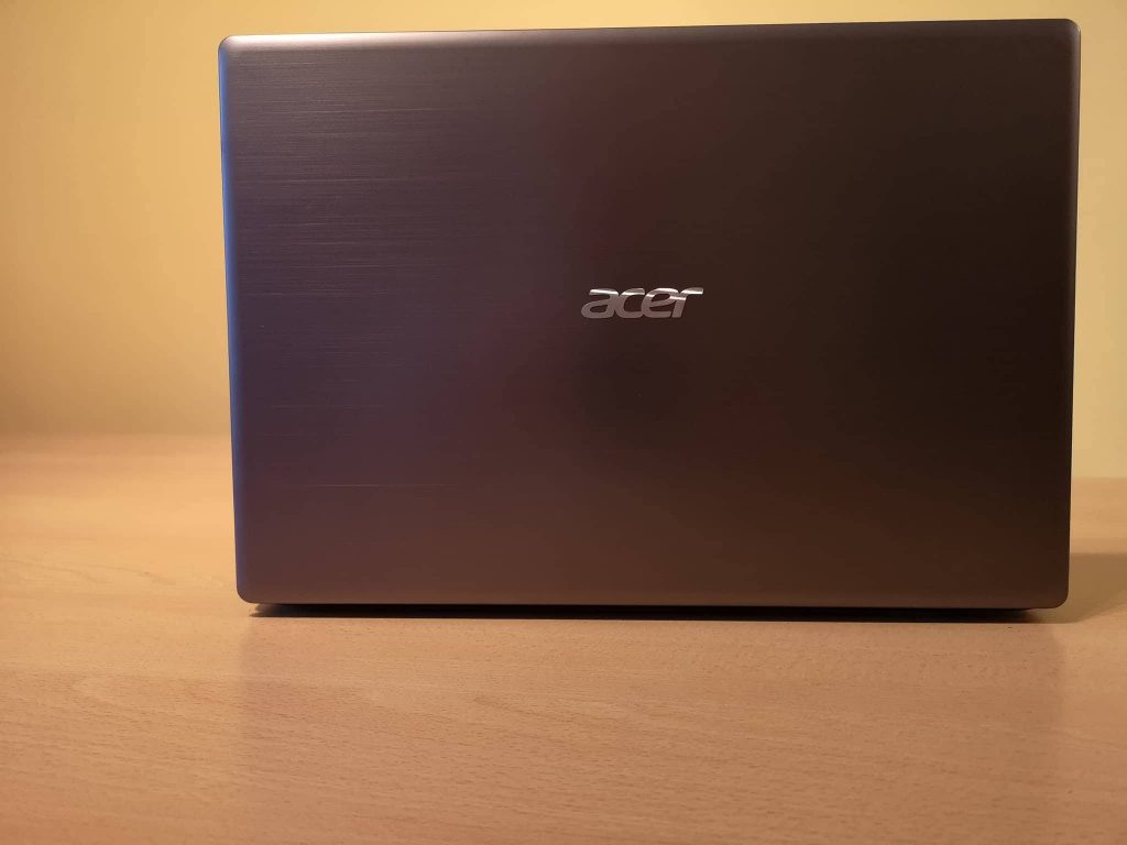 Acer Swift 3 (SF315) – тънък лаптоп с брутален AMD процесор, който няма да ви разори
